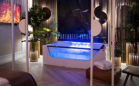 Aparthotel Zator Retro 66 Jacuzzi